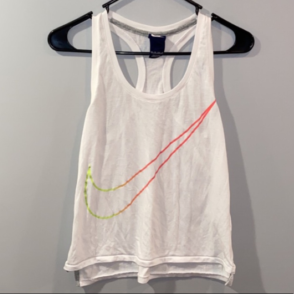 Nike tank
